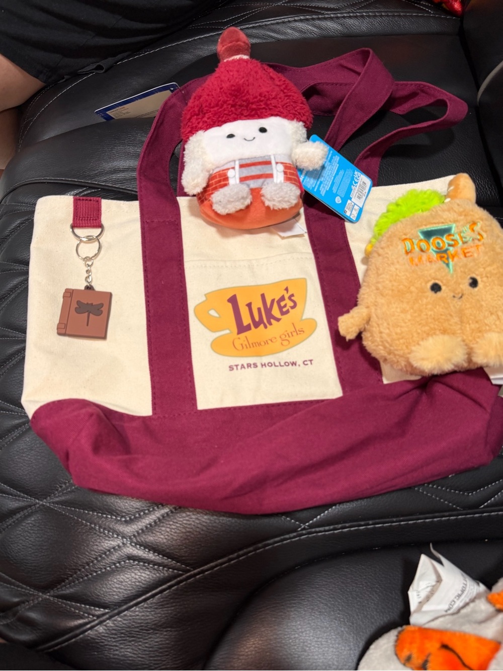 Gilmore Girls Luke Dinner Tote Bag & 2 plushy